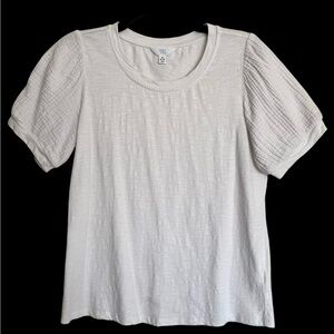 Time and Tru White Top With Puff Sleeve Size Medium